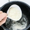 Cocinar arroz en caldo de pollo