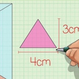 Calcular el volumen de un prisma triangular