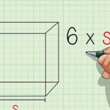 Calcular el área de un cubo