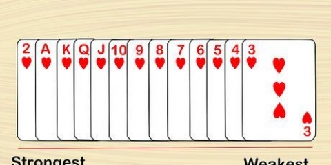 Jugando el juego de cartas 13