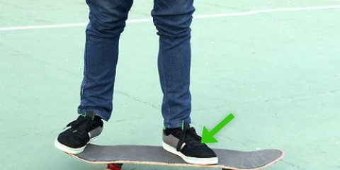 Mantener el equilibrio en una patineta