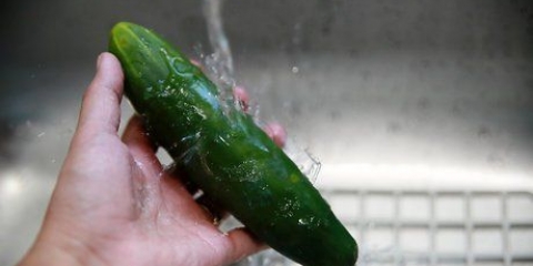 Hacer agua de pepino