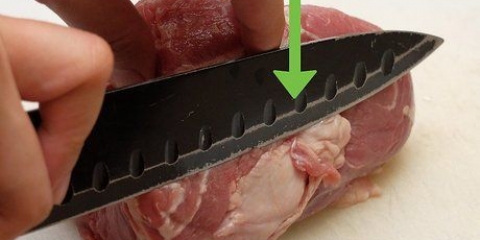 Prepara cubos de carne